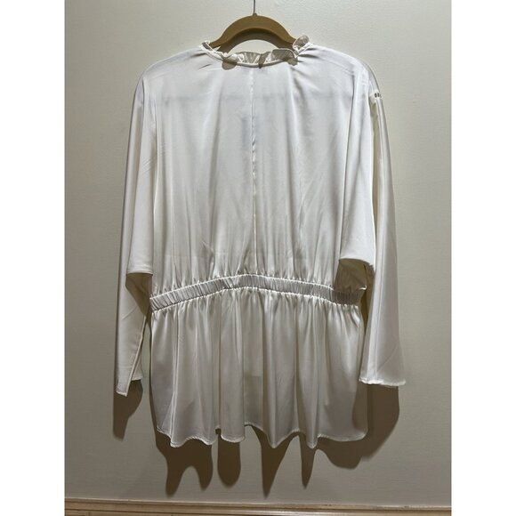 Express ~ V-Neck Long Sleeve Blouse ~ X-Large Cream Color ~ New With Tags - Picture 5 of 8